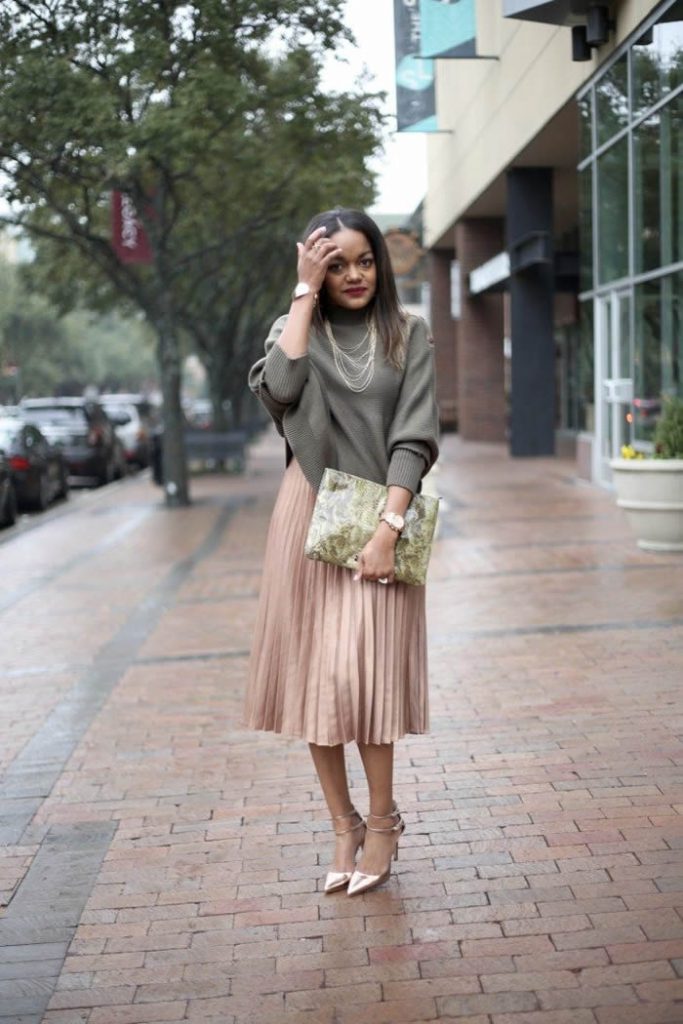 penniless-socialite-wearing-a-midi-skirt-in-winter