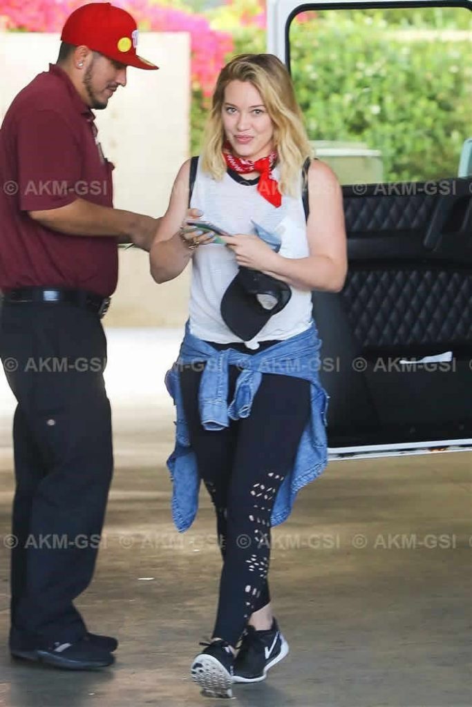 Hilary Duff Wears KiraGrace