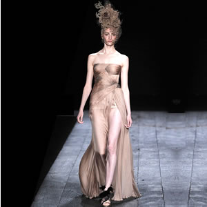 Valentino Fall 2009 haute couture show