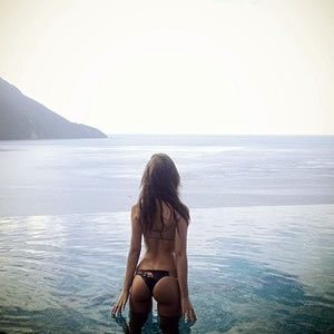 Emily Ratajkowski scoops Prestigious Shoot in Sports Illustrated's 50th Anniversary Swimsuit Issue