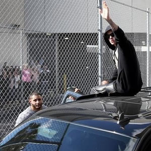 Justin Bieber is Arrested on Suspicion of Drink Driving