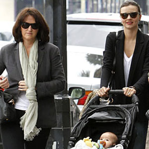 Miranda Kerr's motherly lunch date - Fashion Celebrity Gossips