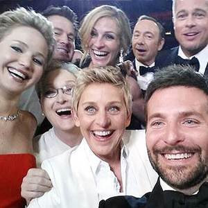 Oscars Selfie 'Breaks' Twitter