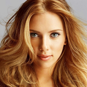 Scarlett Johansson will be Working Mother