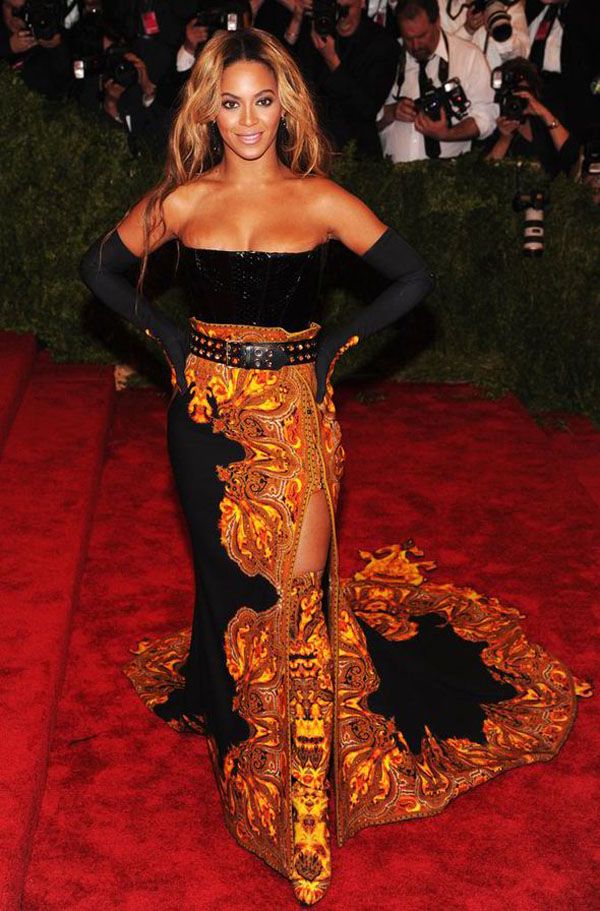 Beyonce at Met Ball 2014