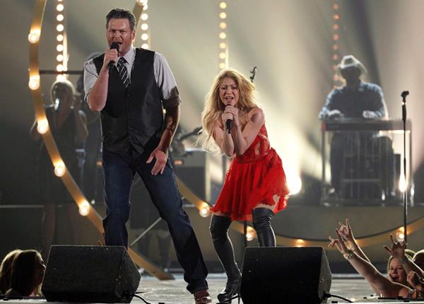 ACM Awards 2014 - Blake and Shakira