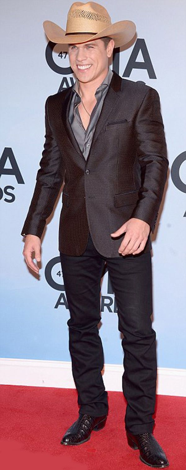 47th CMA Awards 2013 - Dustin Lynch