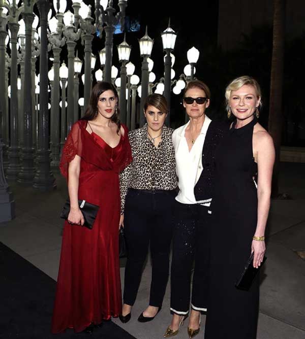 Laura Mulleavy, Kate Mulleavy, Vogueâ€™s Lisa Love, and Kirsten Dunst in Gucci