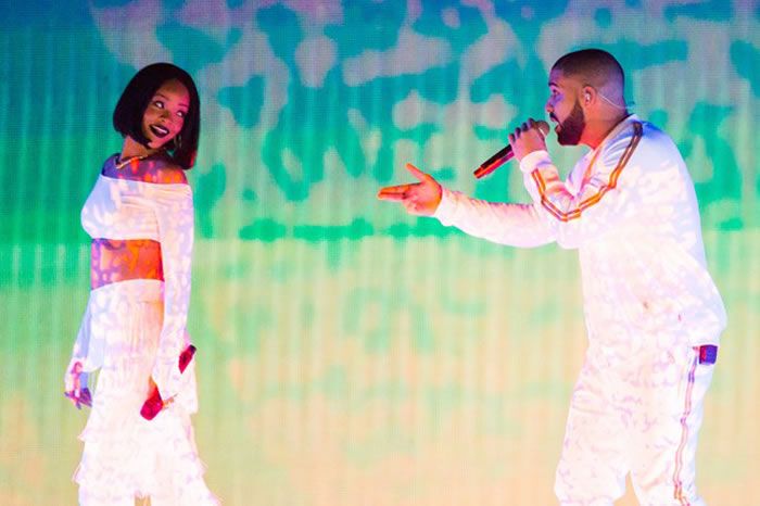 Rihanna performed Work on stage live with Drake