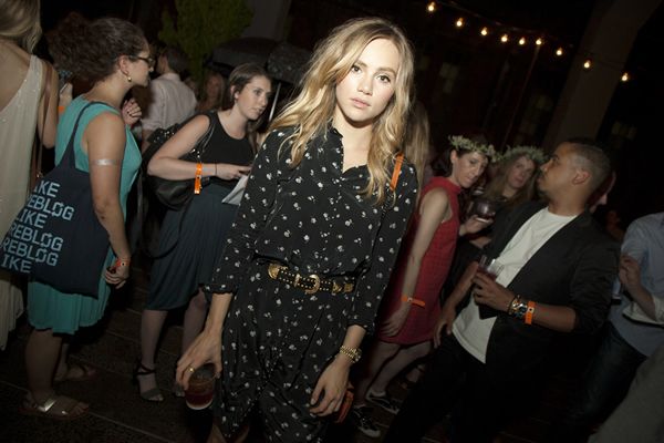 Suki Waterhouse in Coach