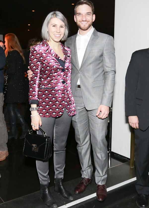 Zosia Mamet and Evan Jonigkeit