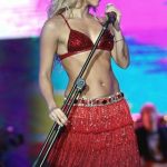 Shakira's Chinese Stage Debut