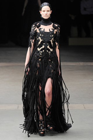 alexander mcqueen ready to wear fall 2011 collection 30