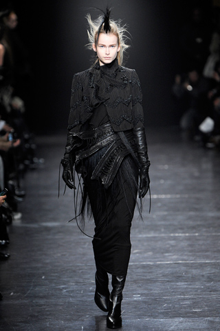Ann Demeulemeester RTW Fall 2011 Collection Gallery 13
