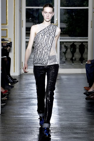 Balenciaga Spring/Summer 2011 Collection at Paris Fashion Week