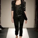 Isabeli Fontana Runway Pictures In Paris Fashion Week