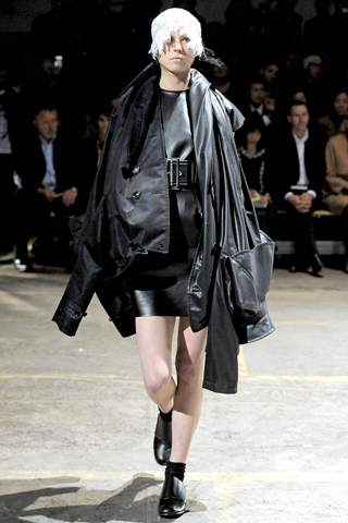 Comme Des Garcons Spring/Summer 2011 Collection