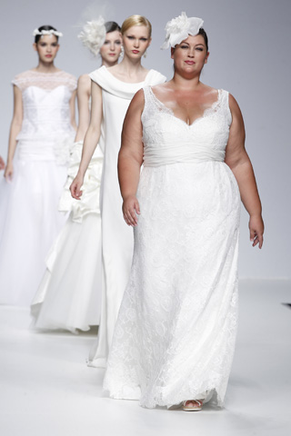 Bridal 2011 Show by Cymbeline