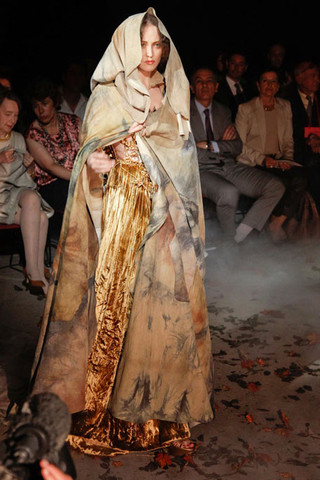 Franck Sorbier Haute Couture 2010/11 Collection at PFW