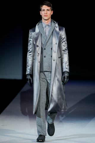 Giorgio Armani Winter 2011 Ready To Wear