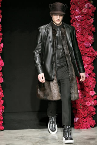 Givenchy Fall/Winter 2011/12 Collection