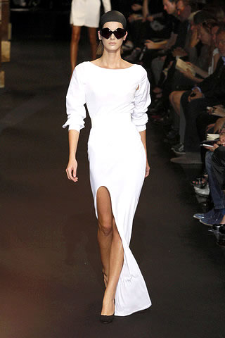 Hussein Chalayan Ready to Wear Spring/Summer 2010 Collection