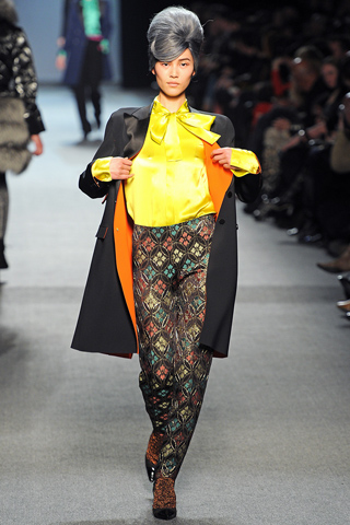 Jean Paul Gaultier Ready-to-wear Fall/Winter 2011 collection on Paris Fashion Week