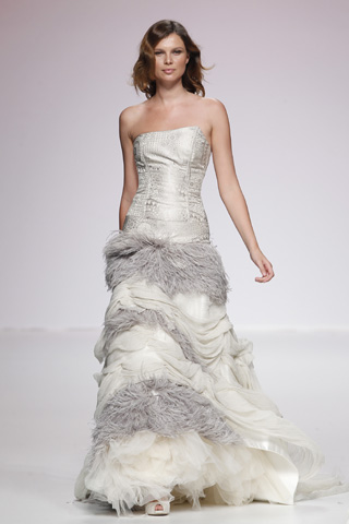 Bridal Dresses 2011 by Jordi Dalmau