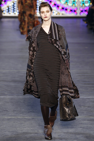 Kenzo Ready to wear Fall/Winter 2011 collection on Paris Fashion Week