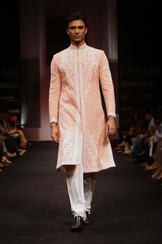 Indian Fashion Industry 2010
