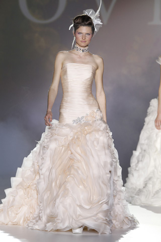 Raimon Bundo Bridal Latest 2011 Collection