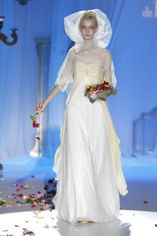 Raimon Bundo designed Bridal 2011