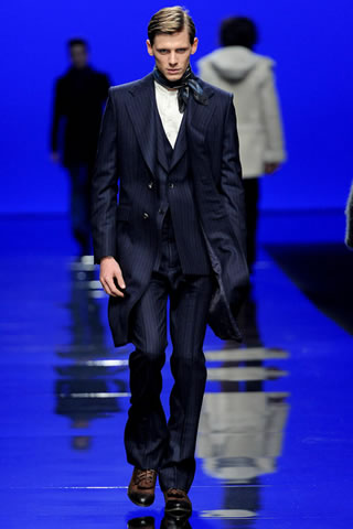 Fashion Brand Roberto Cavalli 2011 Men's Design