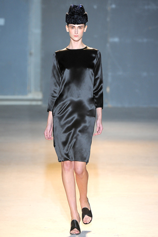 rochas ready to wear fall 2011 collection paris fashion week 33