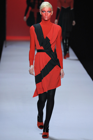 viktor and rolf ready to wear fall winter 2011 collection 15