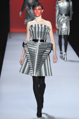 viktor and rolf ready to wear fall winter 2011 collection 40