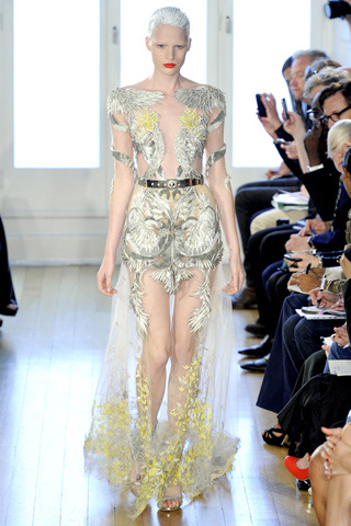 Julien Macdonald RTW Spring Collection