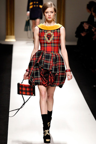 2013 Fall Collection by Moschino | Moschino Fall 2013 RTW Milan Collection.