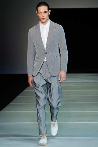 Giorgio Armani Menswear Spring 2012 Fashion