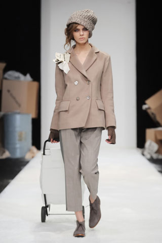 Julia Nikolaeva Collection at Mercedes Benz Fashion Week Russia 2012-13