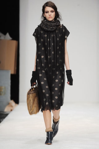 Julia Nikolaeva Fashion Collection at Mercedes Benz Fashion Week Russia 2012-13