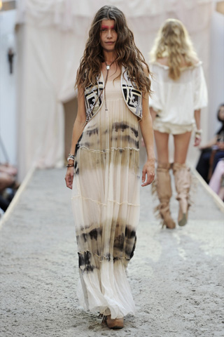 Fashion Dresses 2012 by Munthe Plus Simonsen