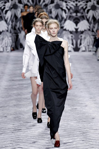 Autumn/Winter 2013-14 Collection By Viktor & Rolf
