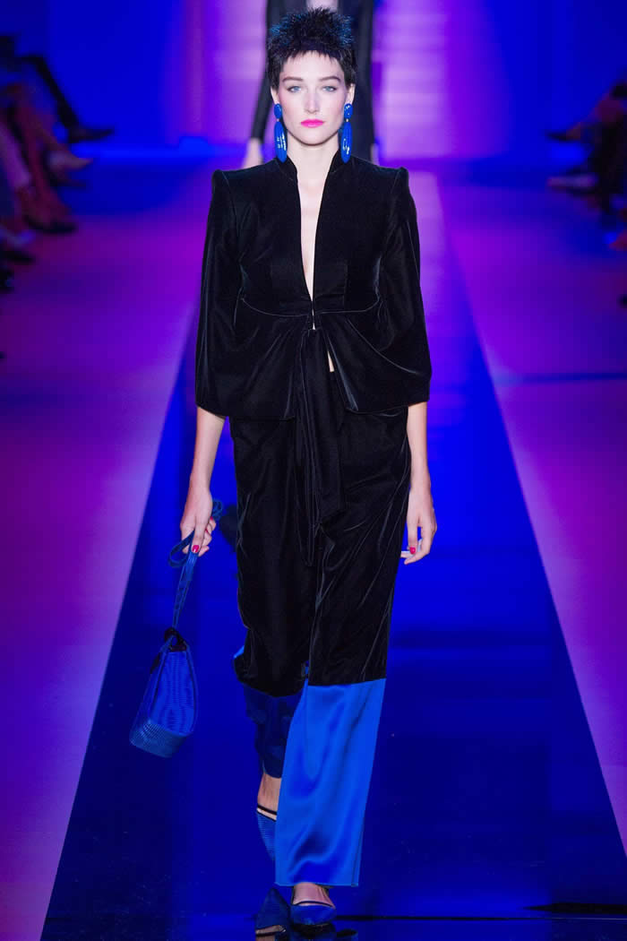 Giorgio Armani PrivÃ© 2015 Fall Couture