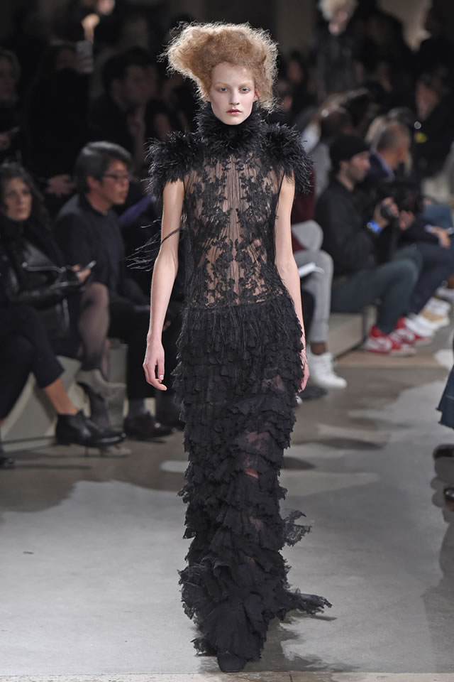 Latest Collection Paris 2015 by Alexander McQueen  Fall