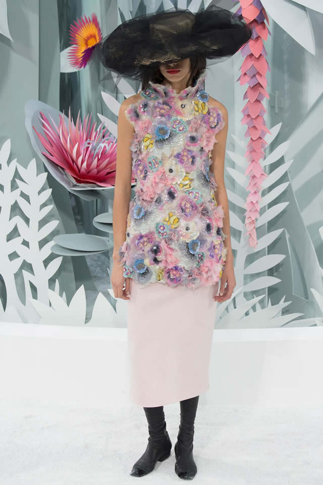 Latest Collection by Chanel Paris SPRING 2015