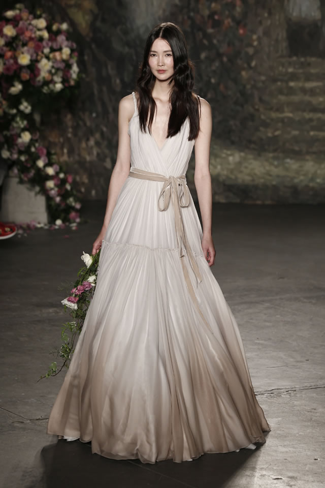 Latest Collection New York by JENNY PACKHAM  2016
