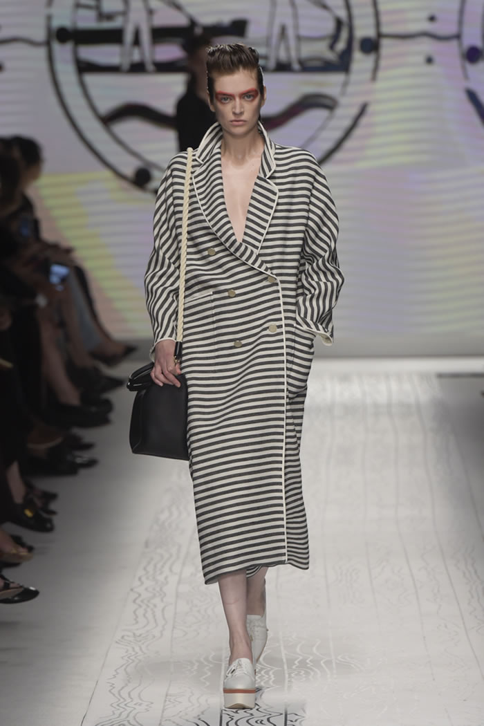 Max Mara Latest Spring 2016 Collection