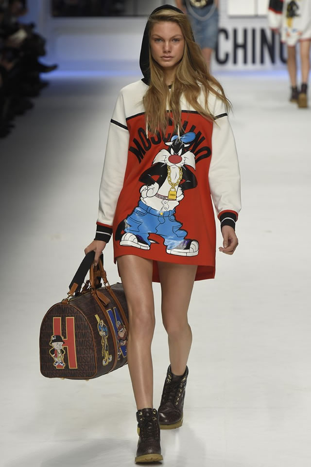 Milan Latest 2015 MOSCHINO  Fall Collection