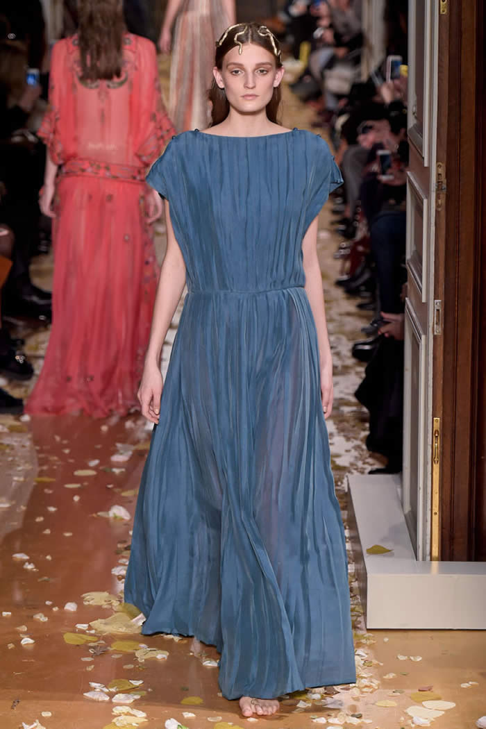 Spring   Valentino 2016 Collection